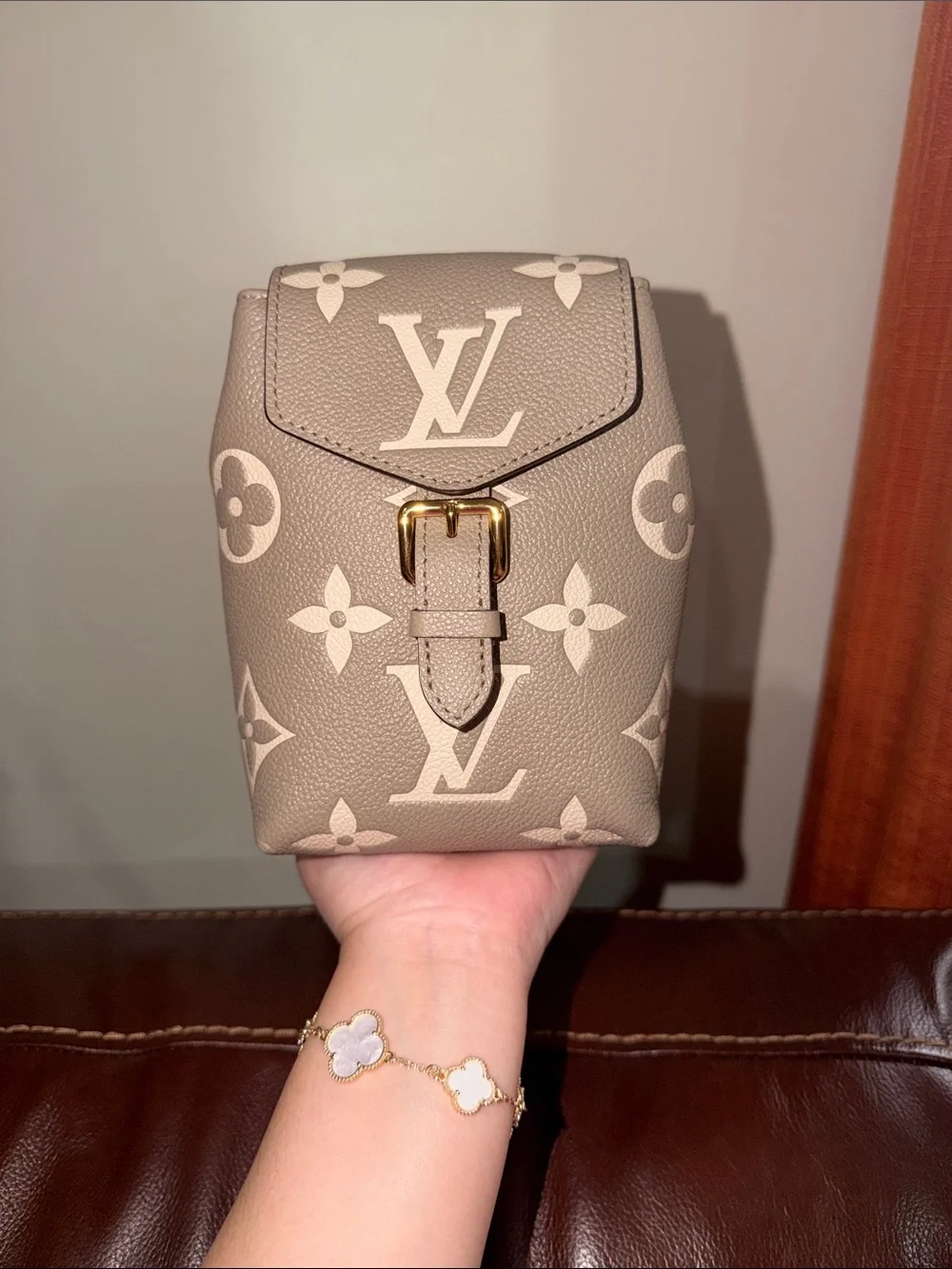 ‼️Authentic Louis Vuitton Empreinte Monogram Gaint Leather Small Backpack